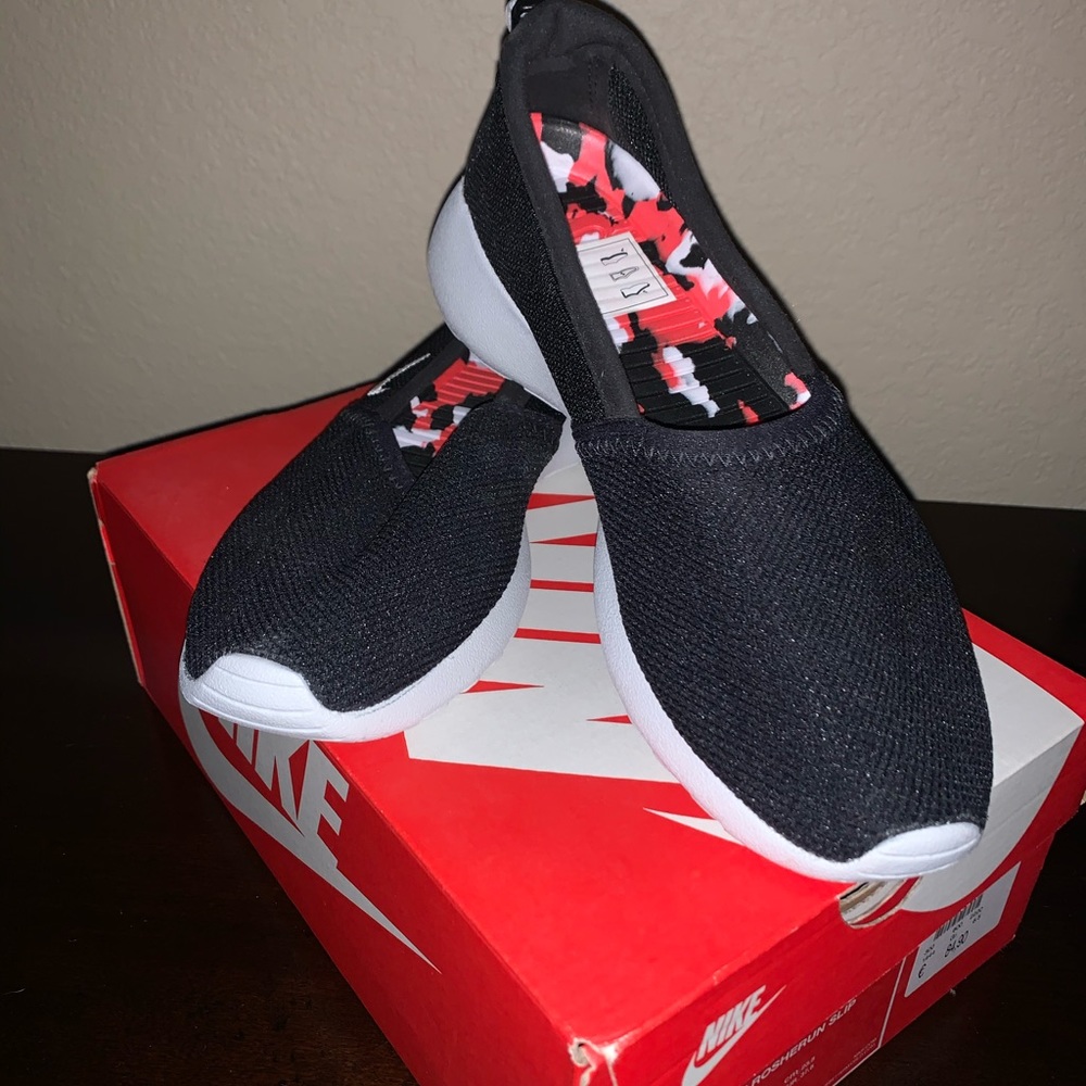 Nike Rosherun slips